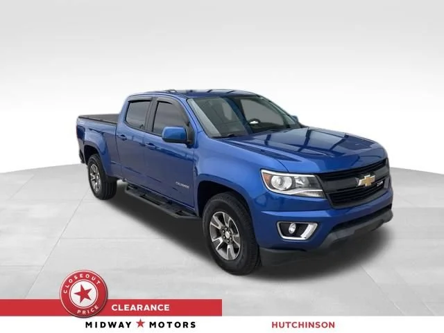 Used 2018 KINETIC BLUE METALLIC Chevrolet 4WD Z71 image 1