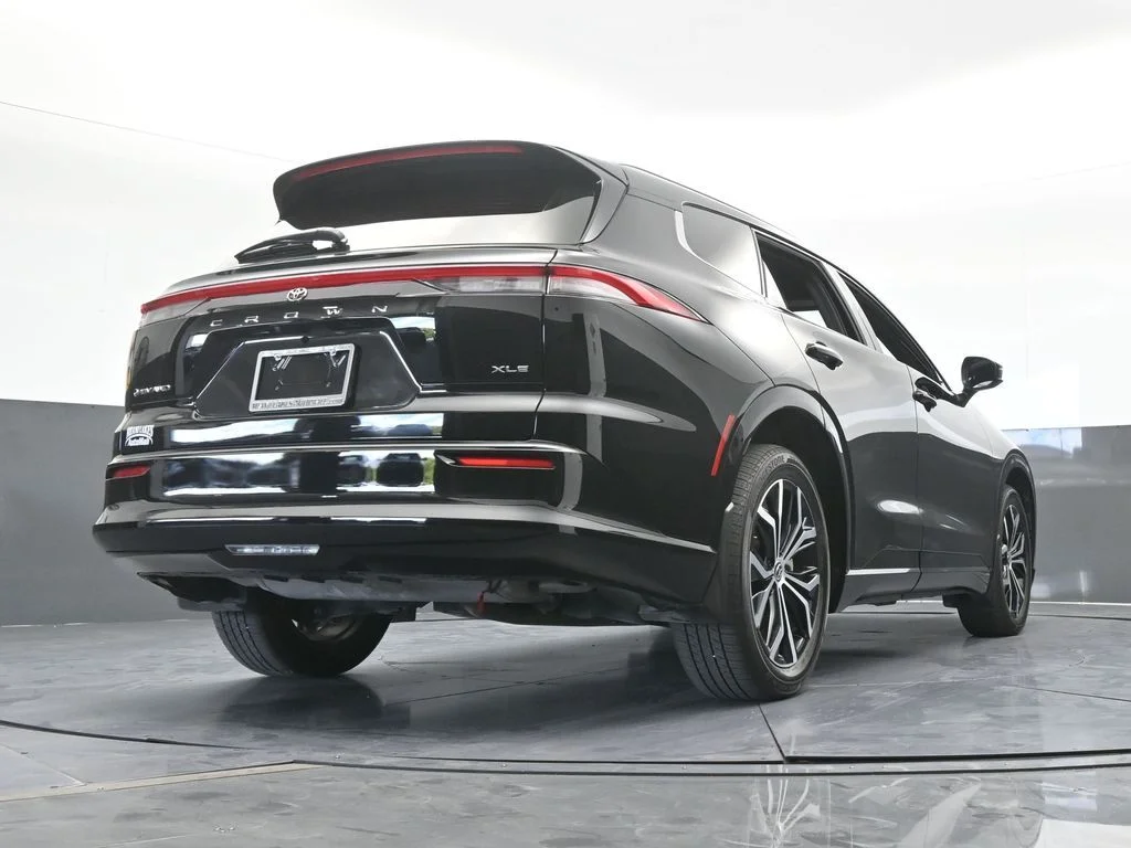 Used 2025 Black Toyota XLE image 66