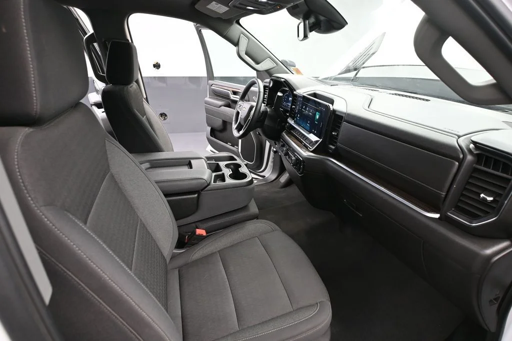 Certified Used 2025 White Chevrolet LT image 36