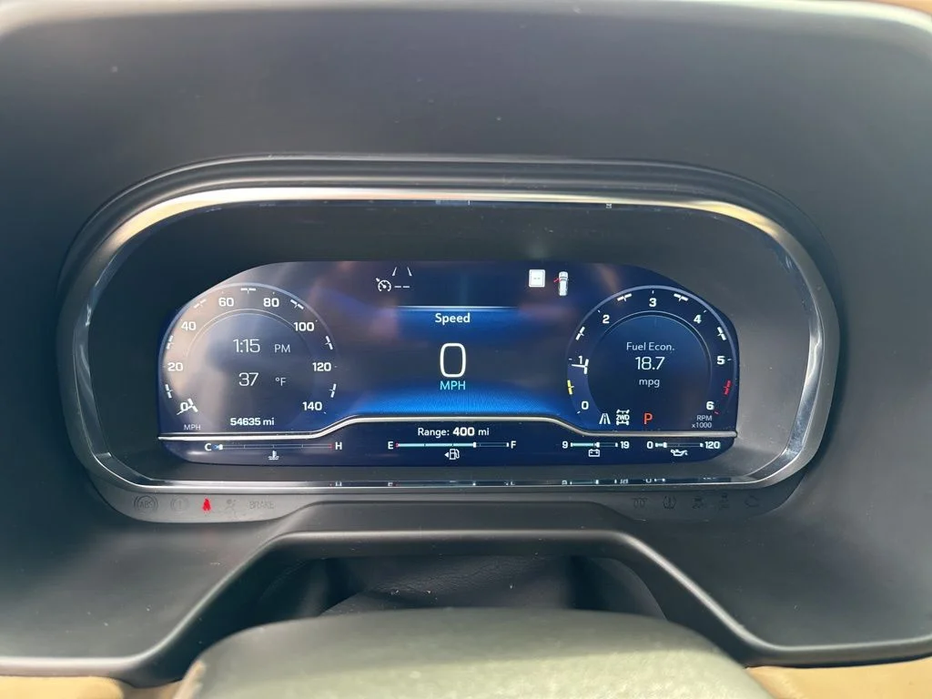 Used 2022 Iridescent Pearl Tricoat Chevrolet Premier image 21