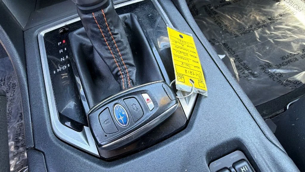 Used 2018 Quartz Blue Subaru 2.0i Limited image 29