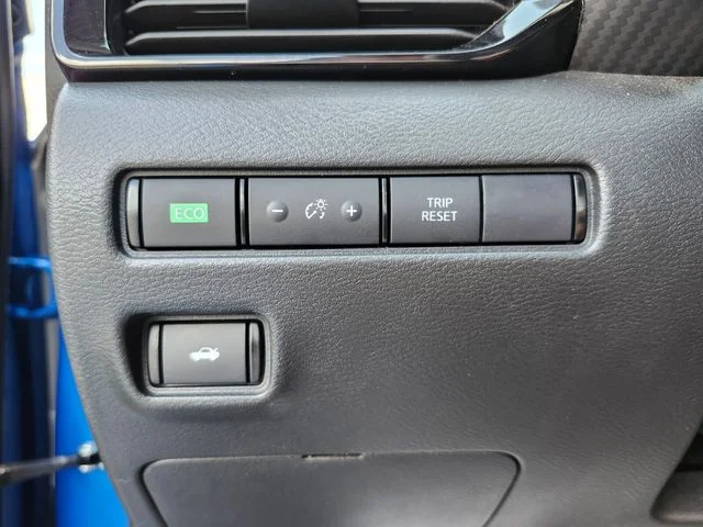 Used 2025 Blue Nissan SV image 31