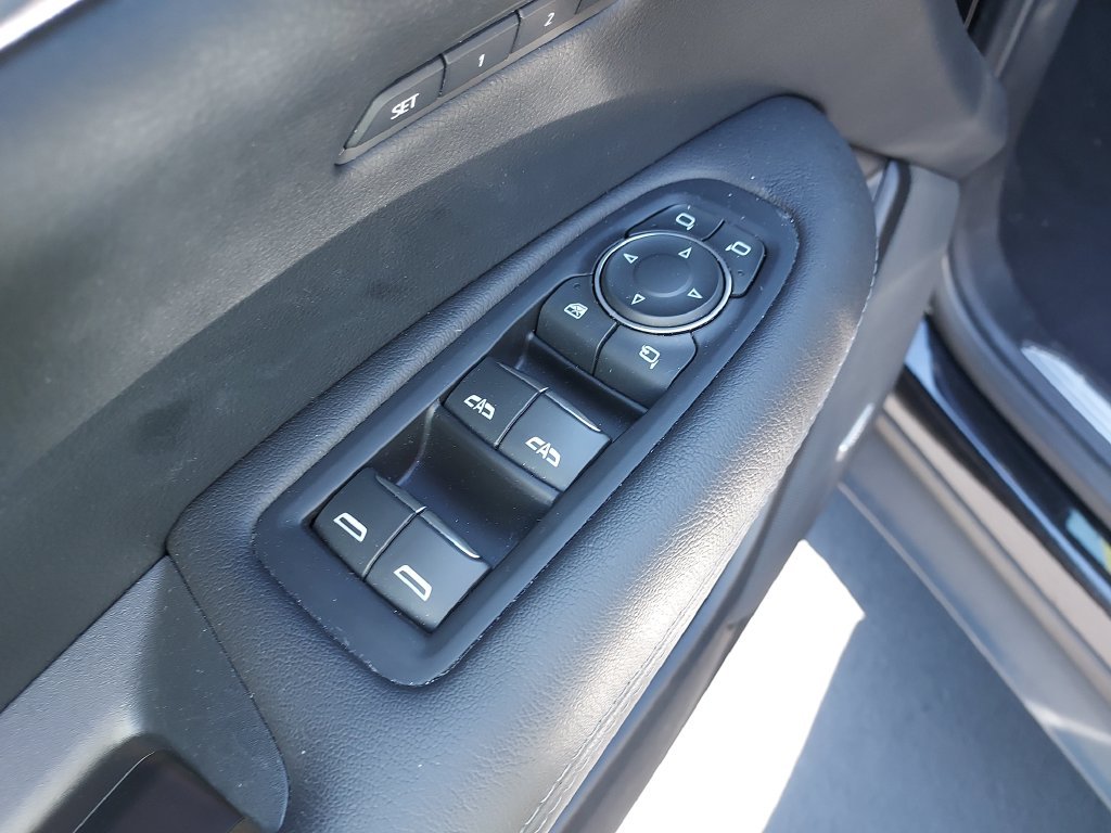 Used 2022 Black Cadillac Premium Luxury image 13