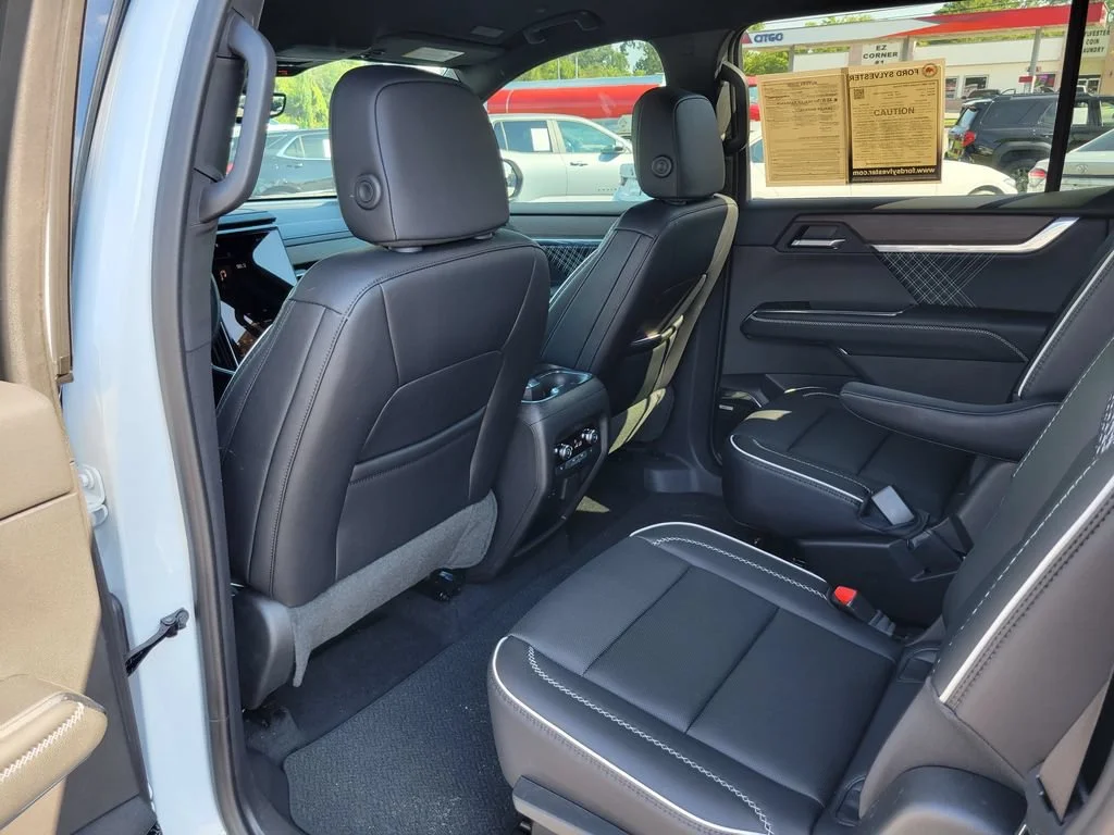 Used 2026 Glacier White Tricoat GMC Denali image 14