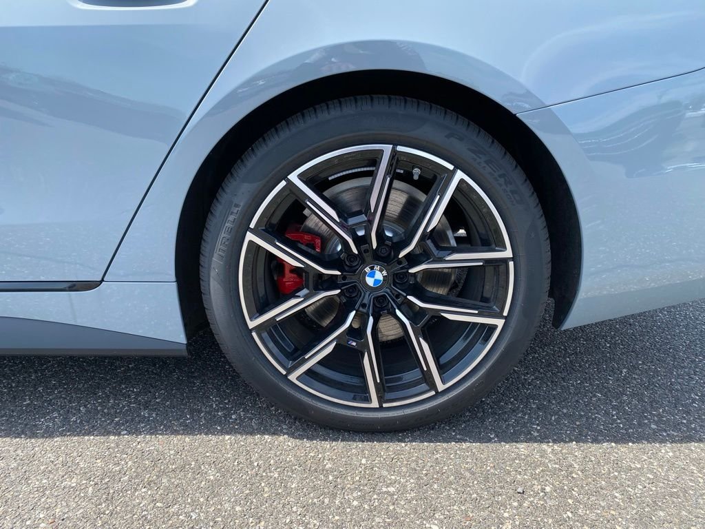 New 2026 Brooklyn Grey Metallic BMW M440i xDrive image 5