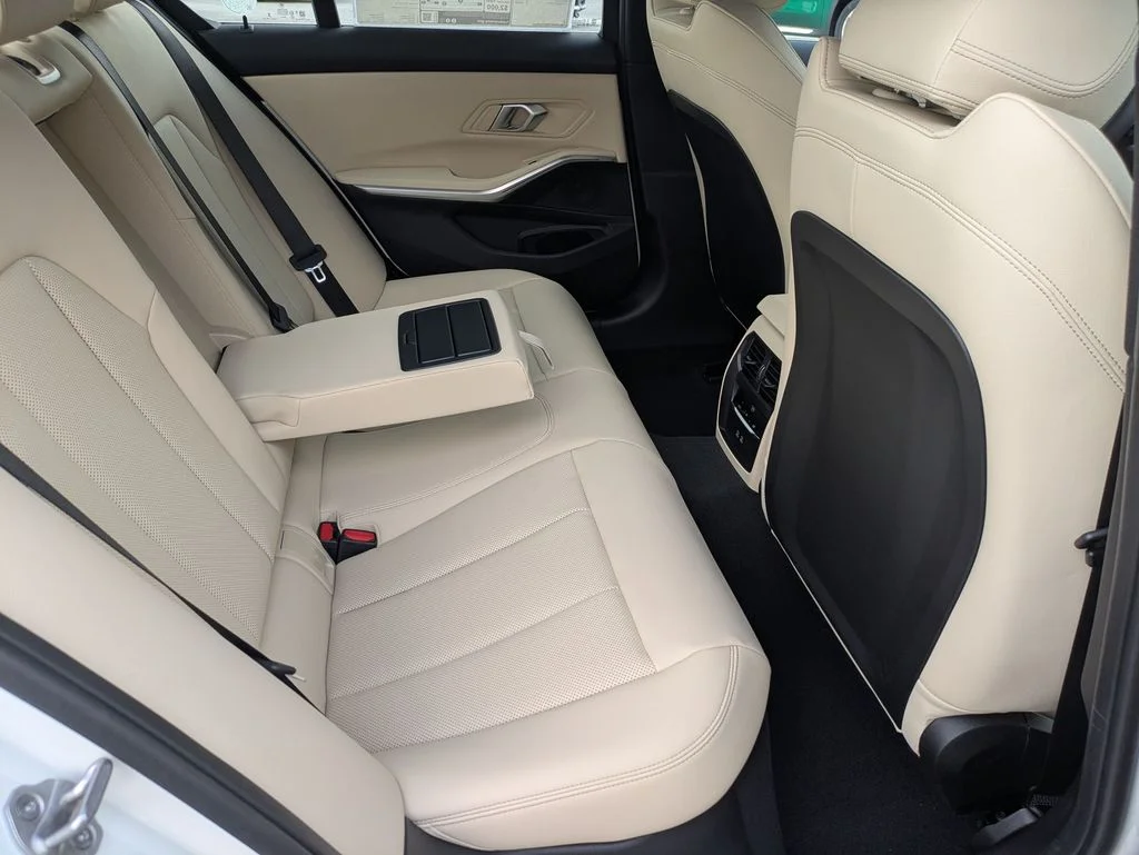 New 2026 White BMW 330i image 23