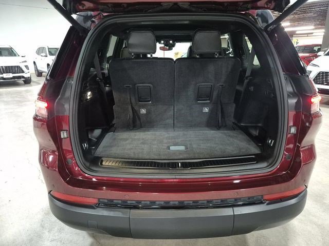 Stew Hansen Ce 2021 Velvet Red Pearlcoat Jeep Altitude image 26