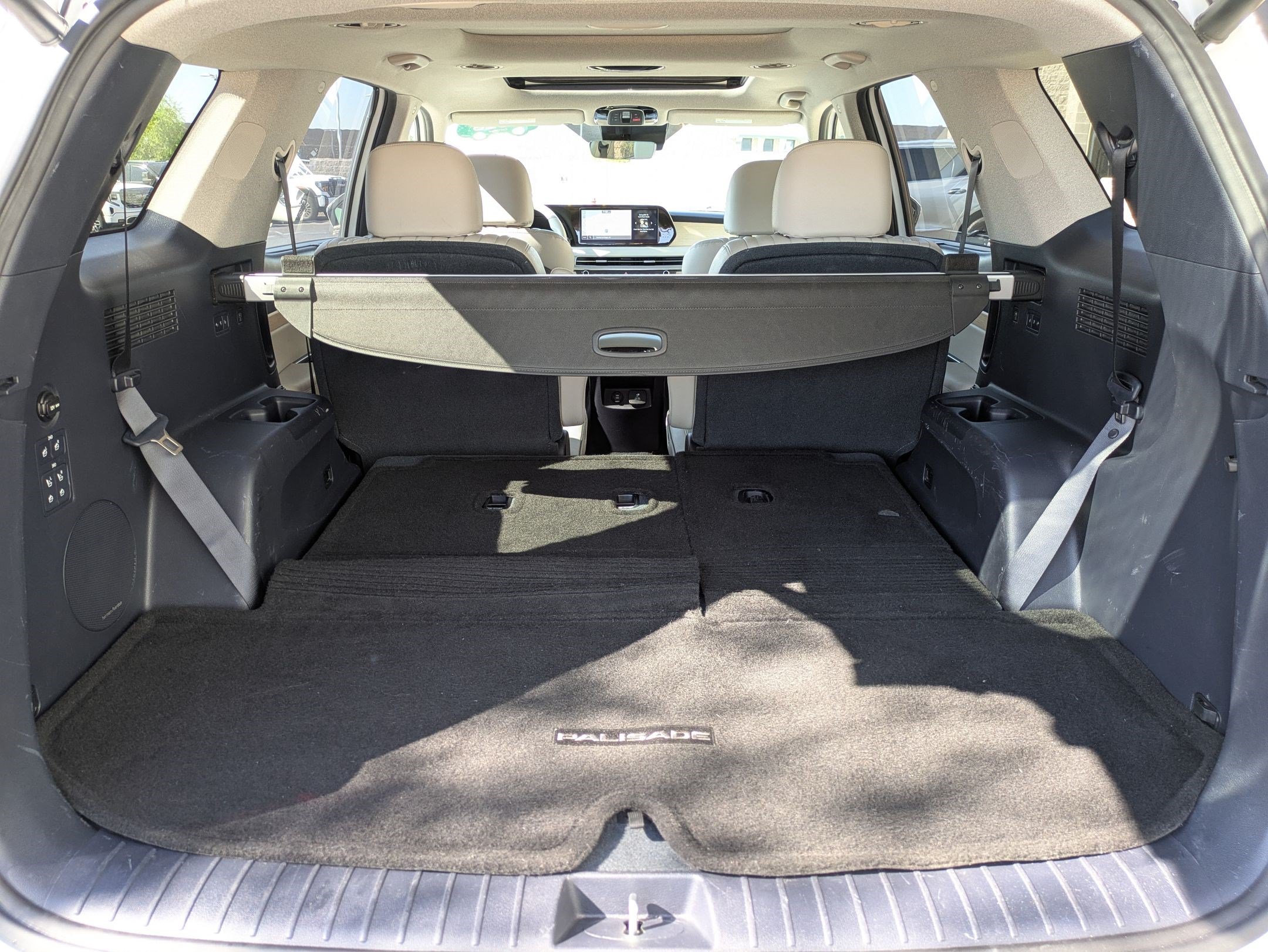 Used 2023 White Hyundai Limited image 33