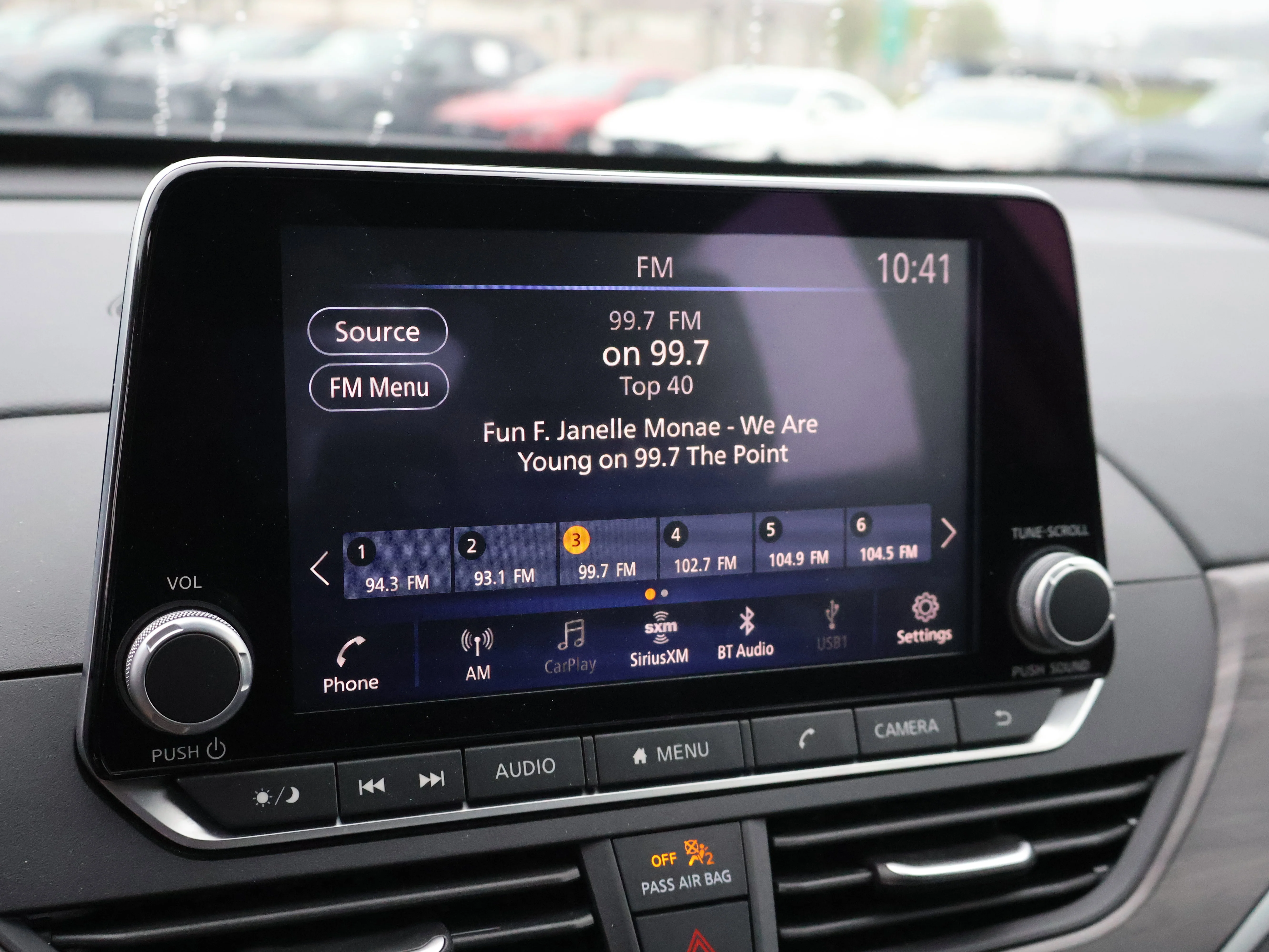 Used 2025 Gun Metallic Nissan SV image 23