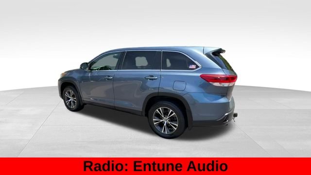 Used 2019 Shoreline Mist Toyota LE image 10