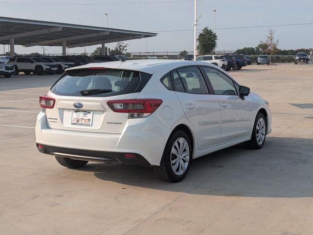 Used 2020 White Subaru Base image 5