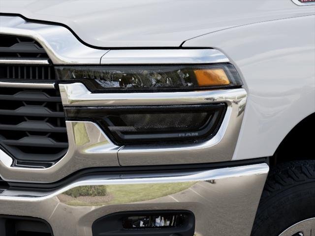 New 2026 Bright White Clear-Coat Exterior Paint RAM Tradesman image 36