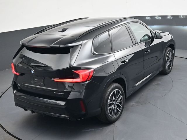 Used 2026 Black BMW xDrive28i image 21