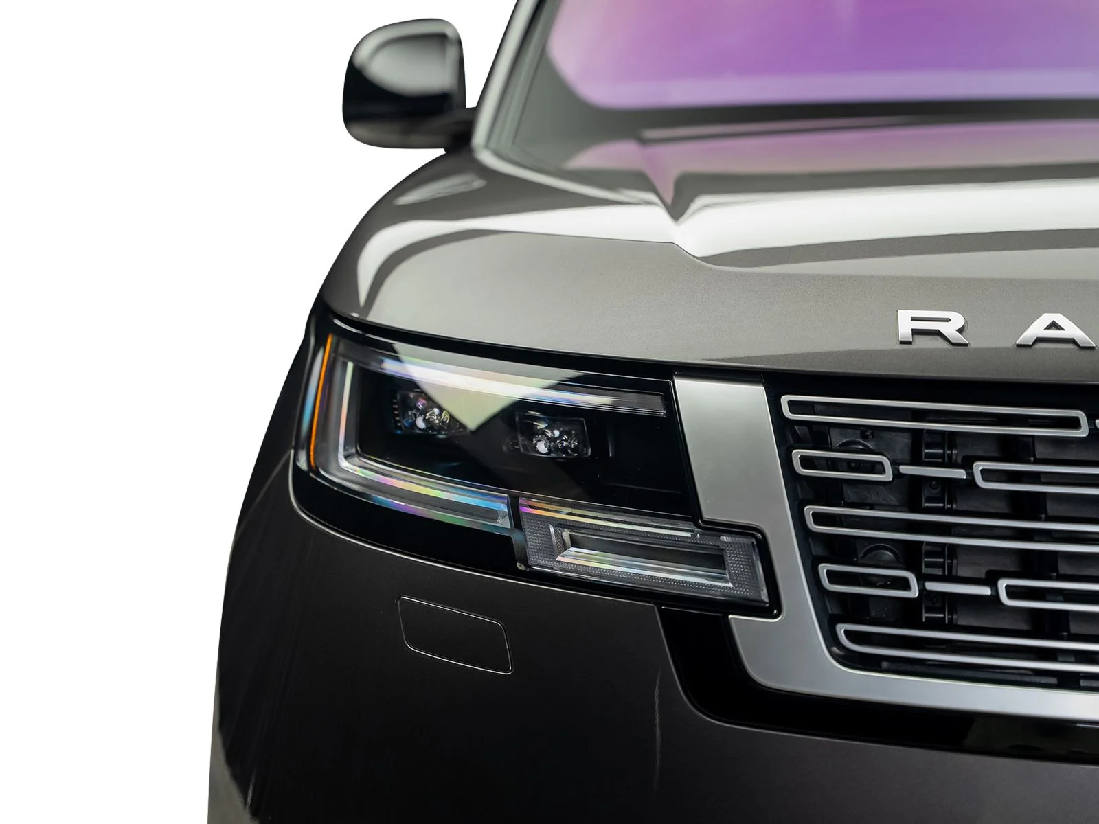 Used 2022 Green Land Rover First Edition image 3
