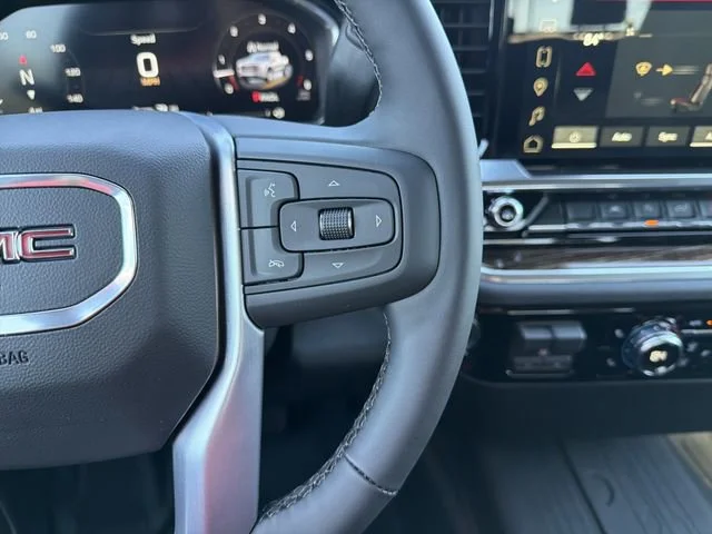 New 2026 Summit White GMC SLE image 31