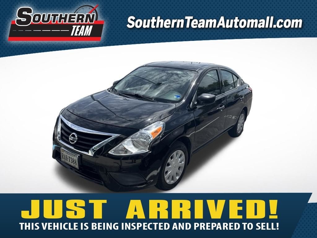 2019 Nissan Versa 1.6 S MT's photo