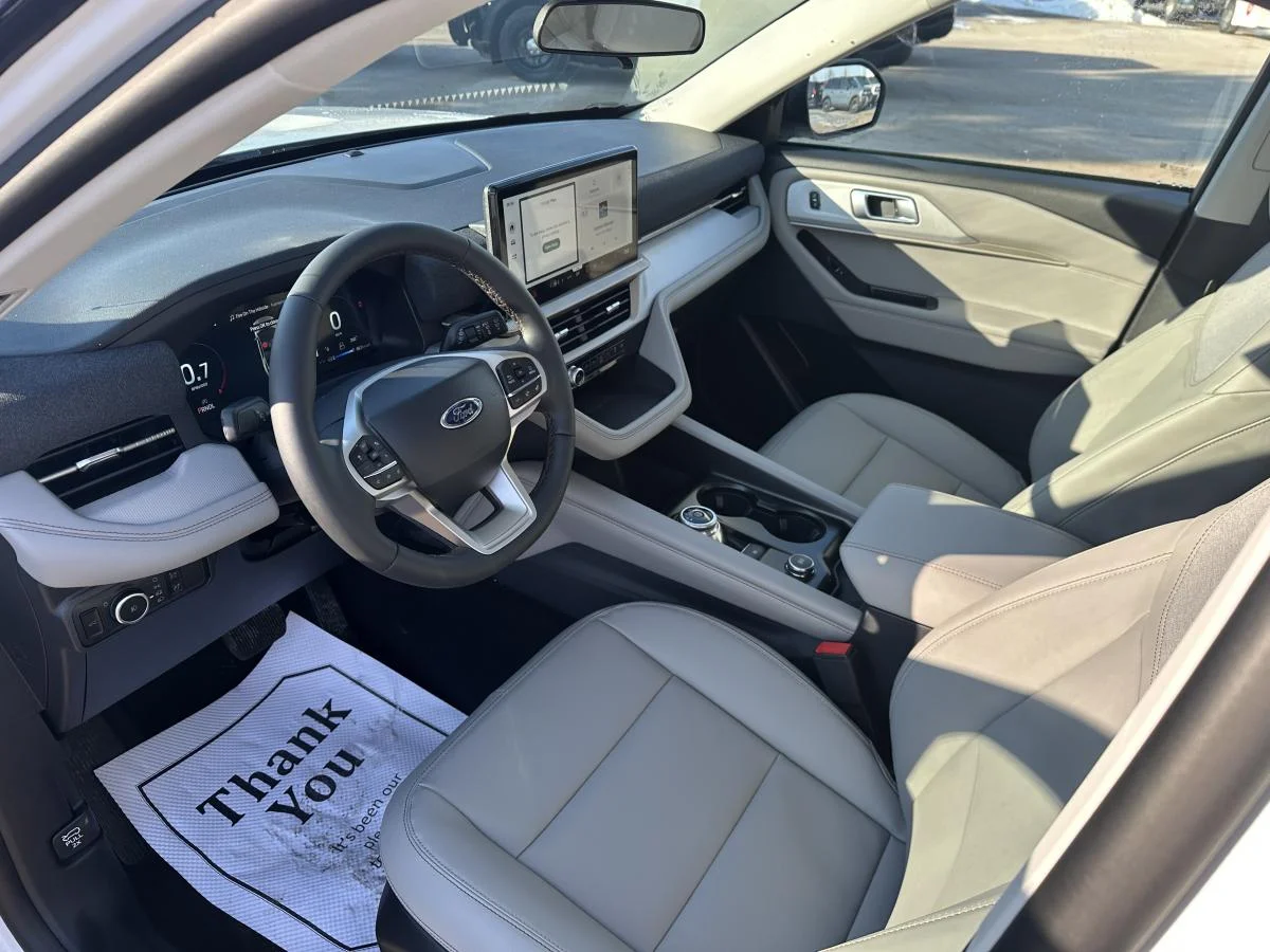 Used 2026 White Ford Active 200a Pkg image 10