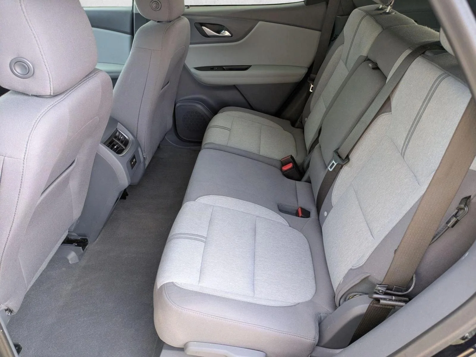 Used 2020 Midnight Blue Metallic Chevrolet LT image 18