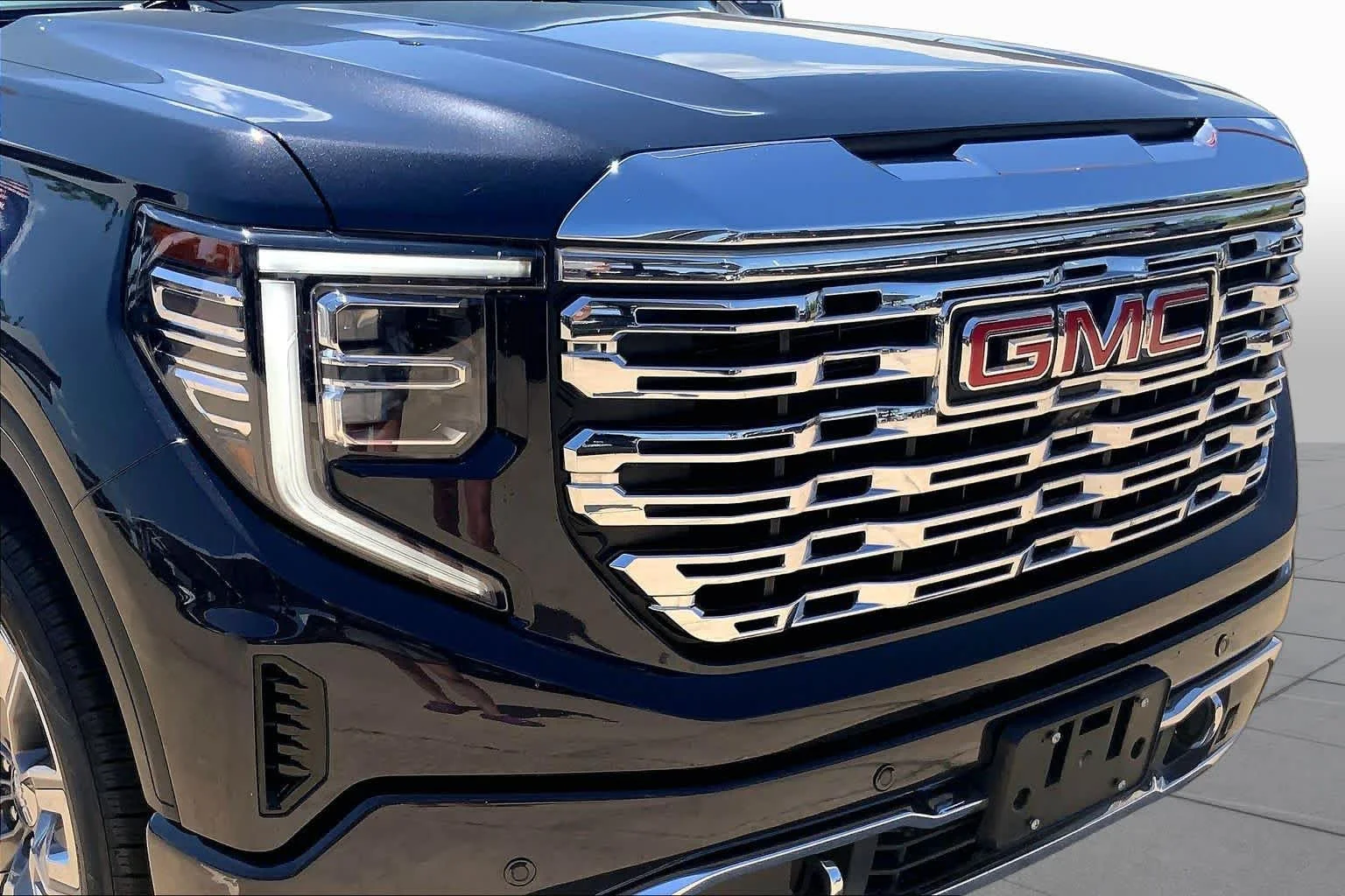 Certified Used 2024 Titanium Rush Metallic GMC Denali image 29