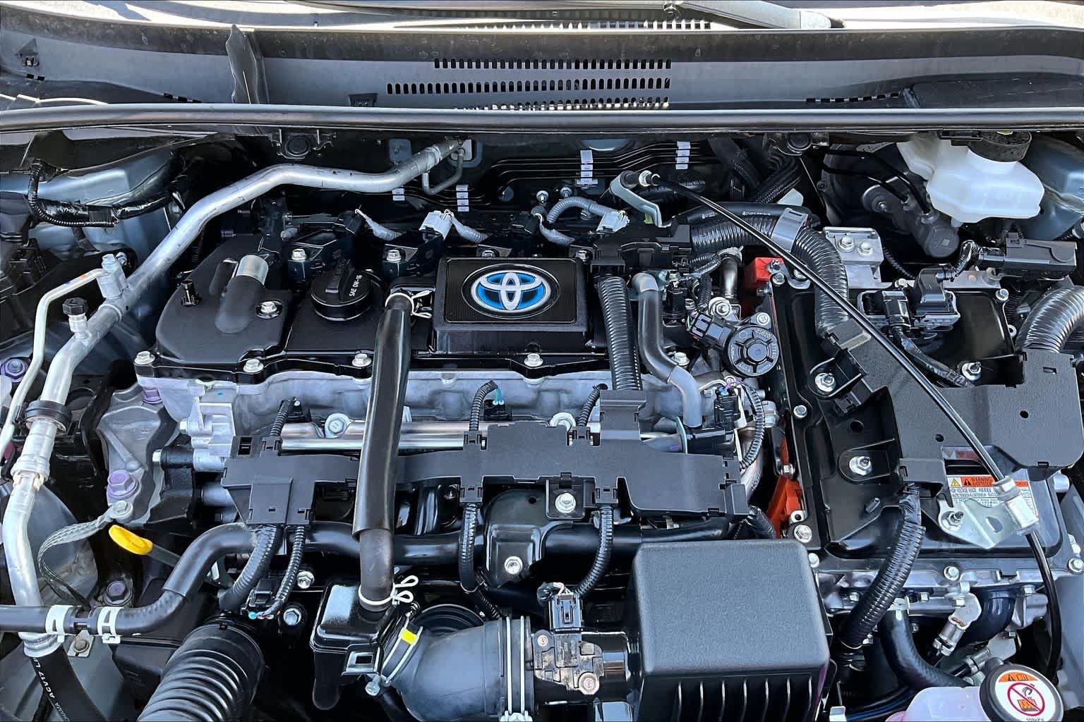 Used 2024 Celestite Toyota Hybrid XLE image 32