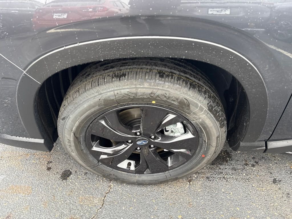 New 2027 MAGNETITE GRAY METALLIC Subaru Premium 7-Passenger image 7