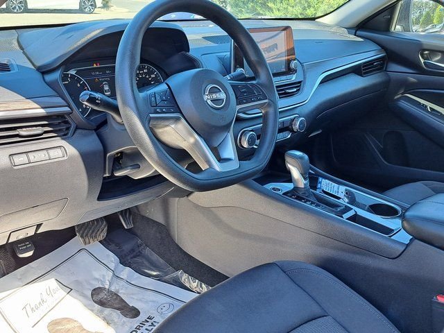 2024 Nissan Altima SV - Photo 8