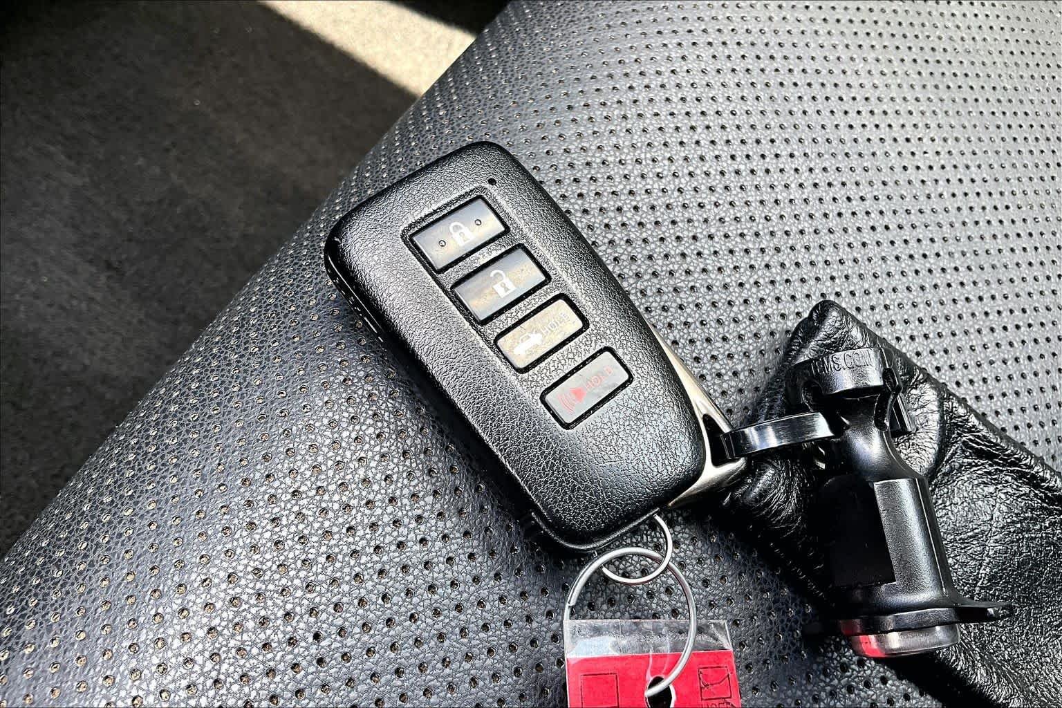 Used 2015 Ultrasonic Blue Mica 2.0 Lexus  image 15