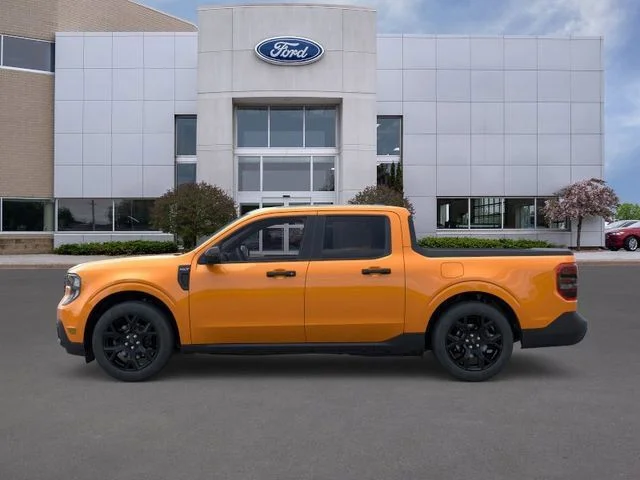 New 2026 Orange Ford XLT image 3