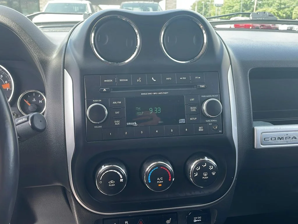 2014 Jeep Compass Latitude - Photo 16
