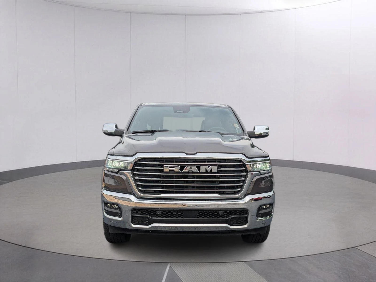 Used 2026 Granite Crystal Metallic Clearcoat Ram Laramie image 9