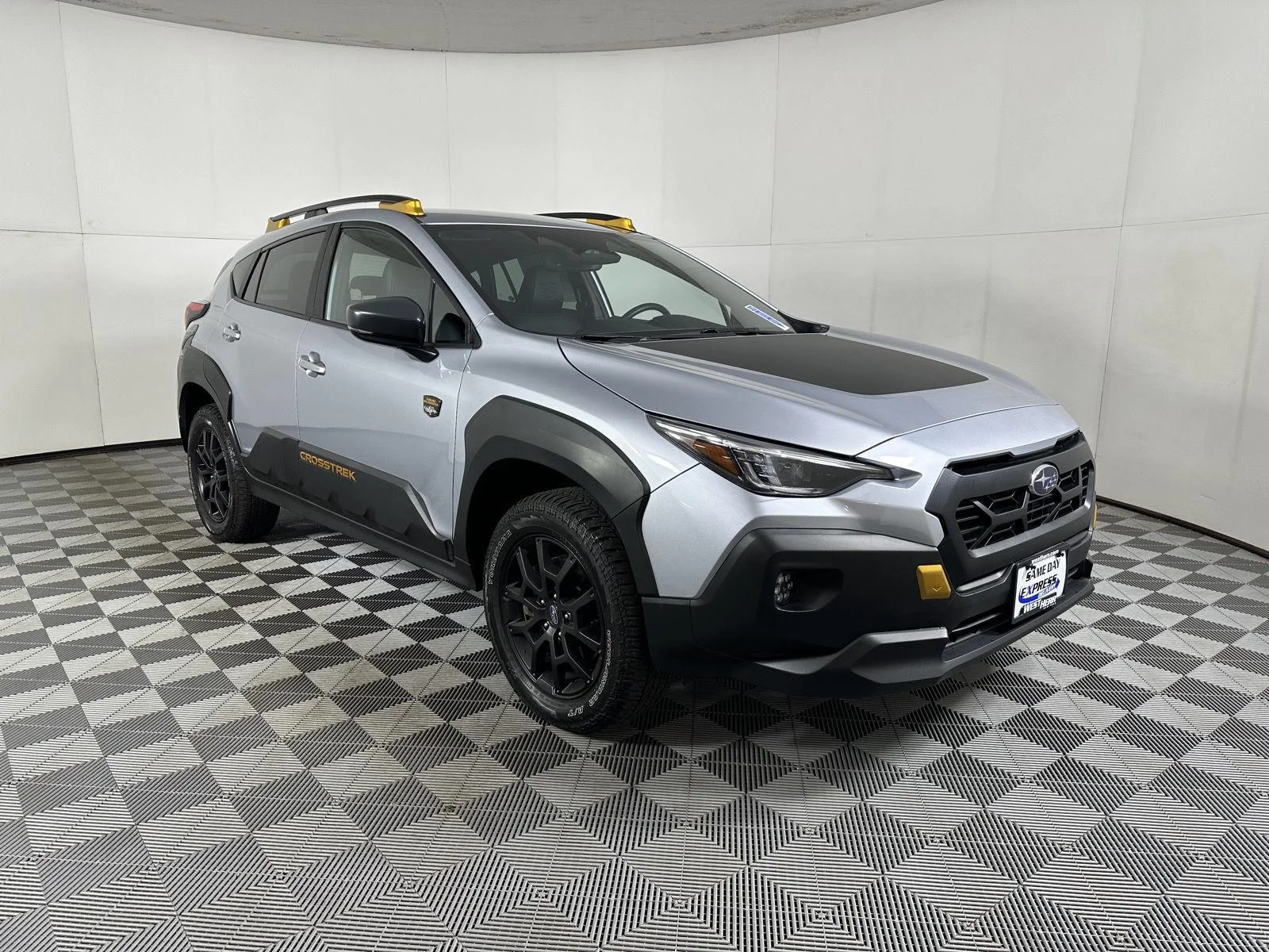 Used 2024 Ice Silver Metallic Subaru Wilderness image 9