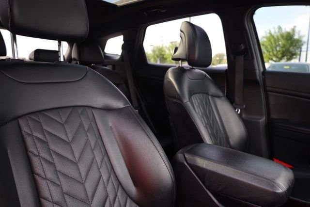 Used 2024 Green Kia X-Line image 42