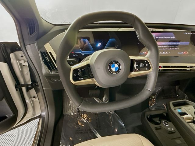2026 BMW iX 45 - Photo 11