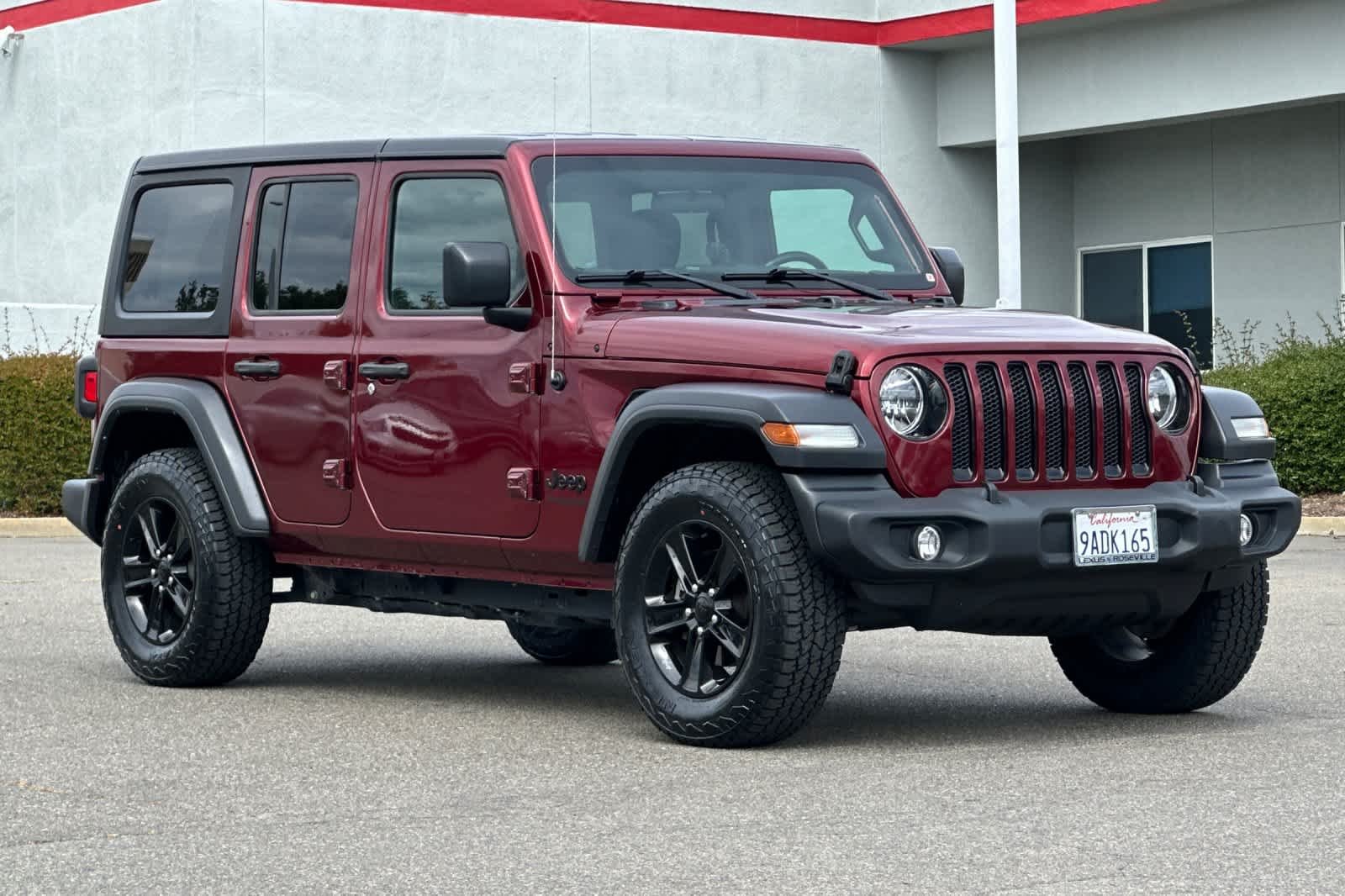 Used 2022 Snazzberry Pearlcoat Jeep Unlimited Sport Altitude image 5