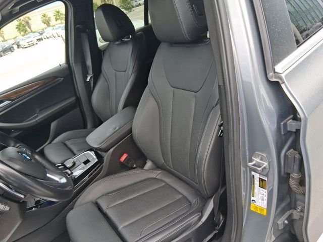 Used 2023 Gray BMW sDrive30i image 14