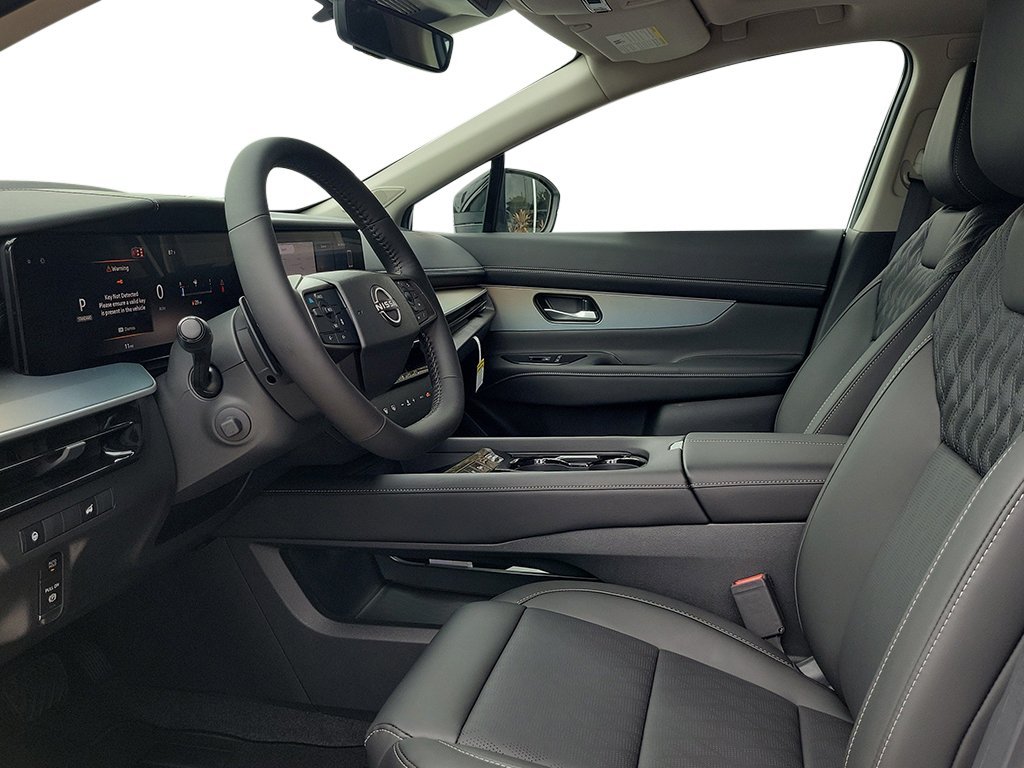 New 2027 Champagne Silver Metallic Nissan Platinum image 14