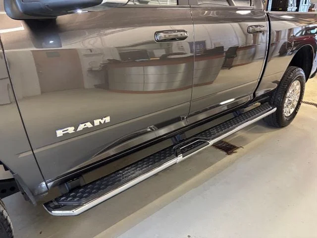 Used 2024 Crystal Metallic Ram Laramie image 24