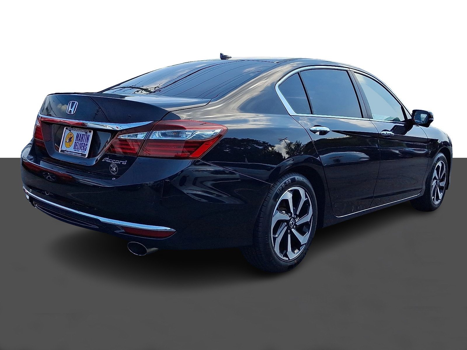 2017 Honda Accord EX-L - Photo 6