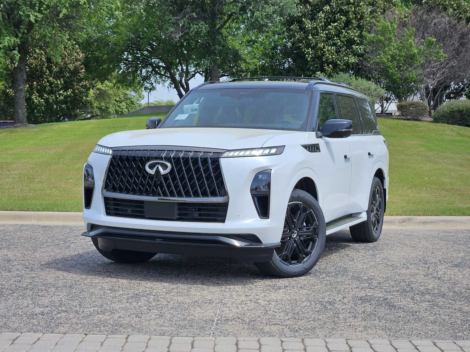 2026 INFINITI QX80