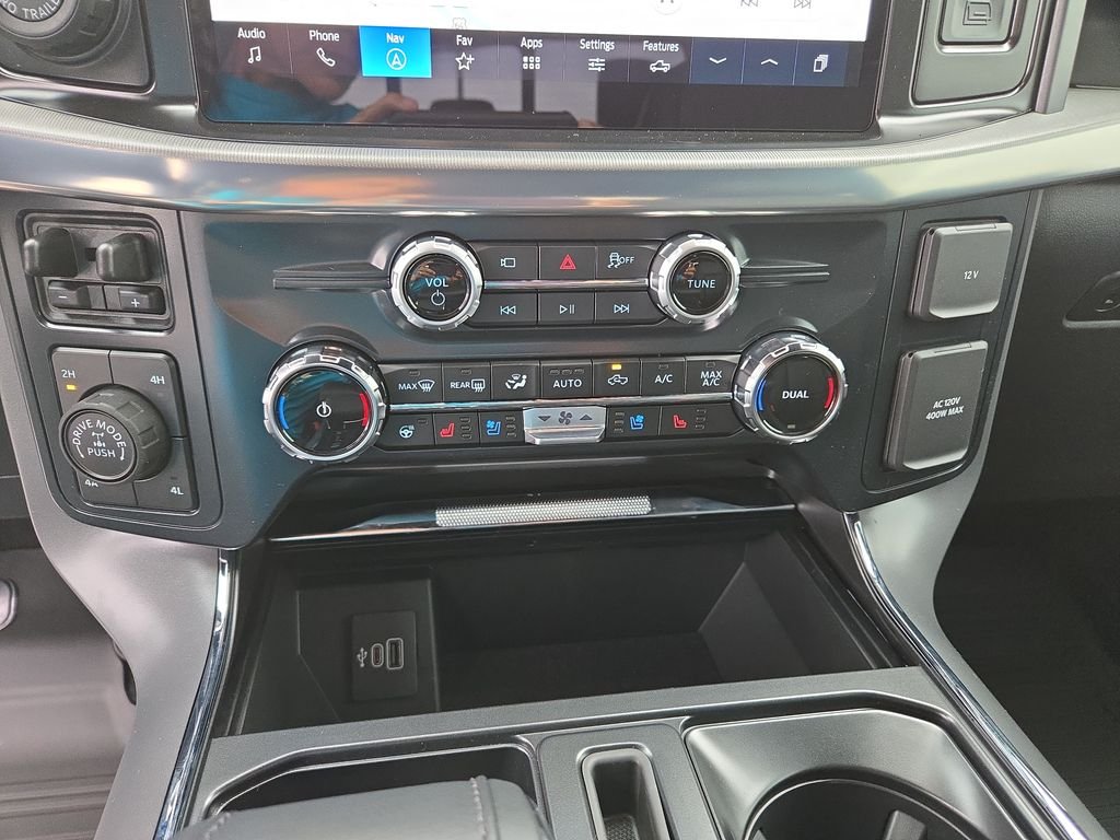 New 2026 Oxford White Ford Lariat® image 26