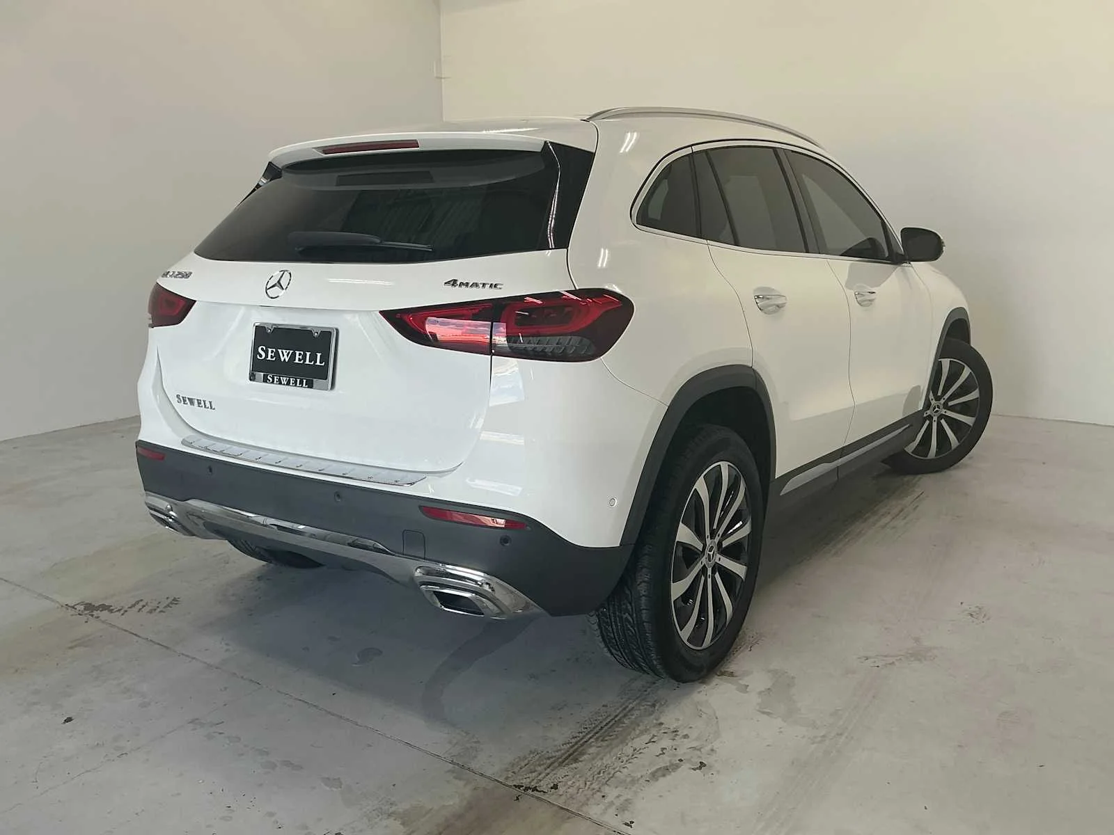 Certified Used 2022 Polar White Mercedes-Benz GLA 250 image 6