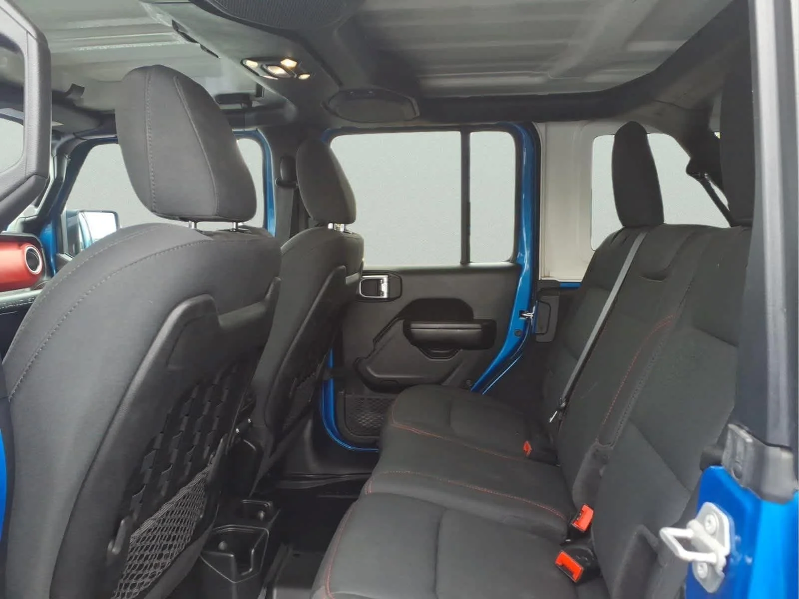 Used 2021 Hydro Blue Pearlcoat Jeep Unlimited Rubicon image 12