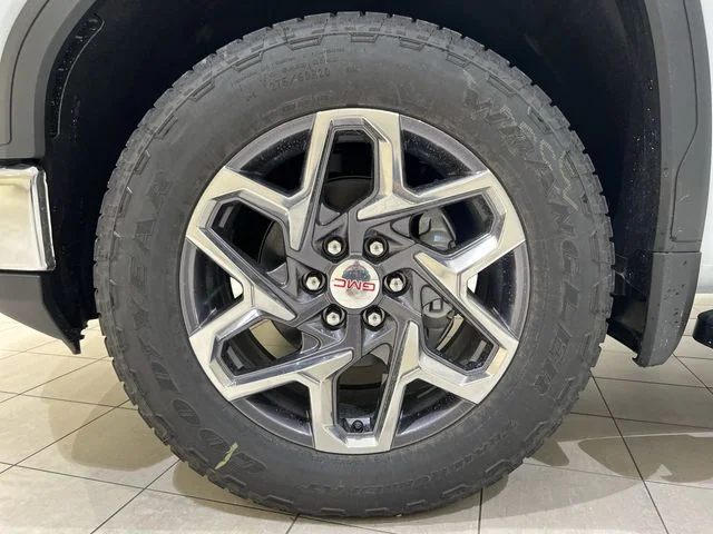 New 2026 White GMC SLT image 29