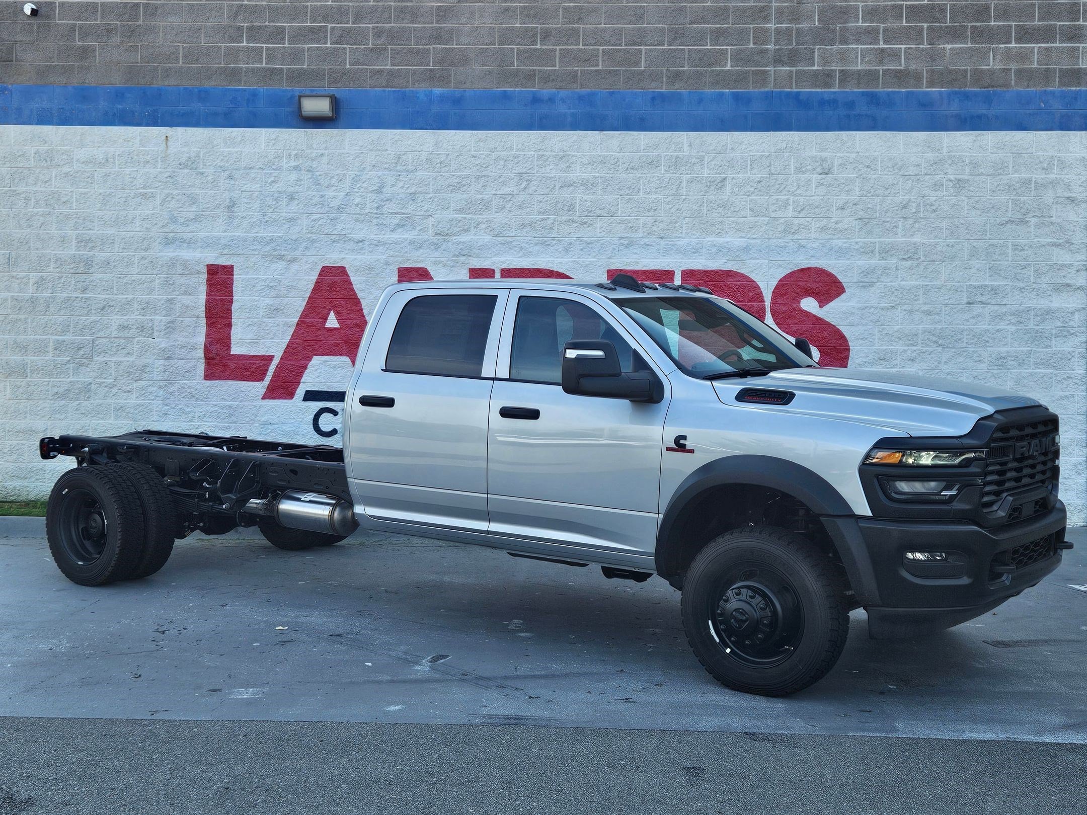 2026 RAM 5500 Big Horn 4X4 Crew Cab DRW 197" WB's photo