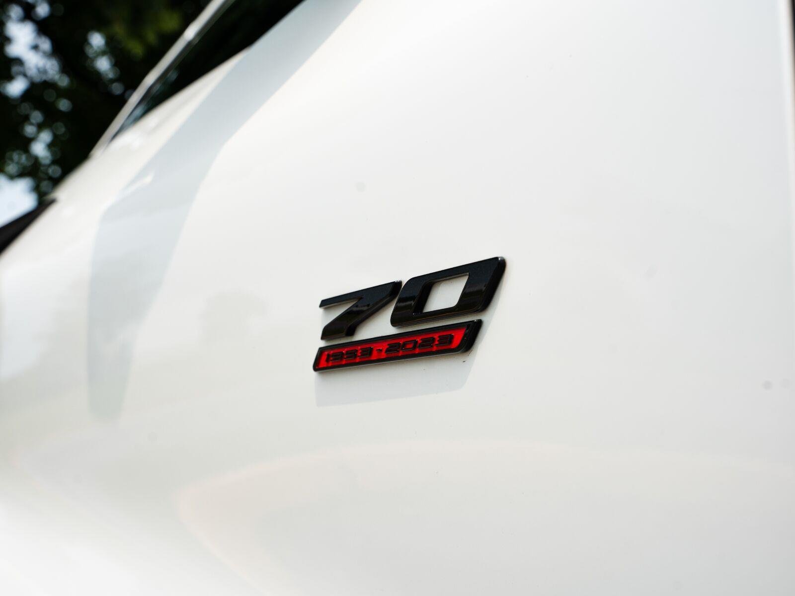 Used 2023 White Pearl Metallic Tricoat Chevrolet Stingray image 16