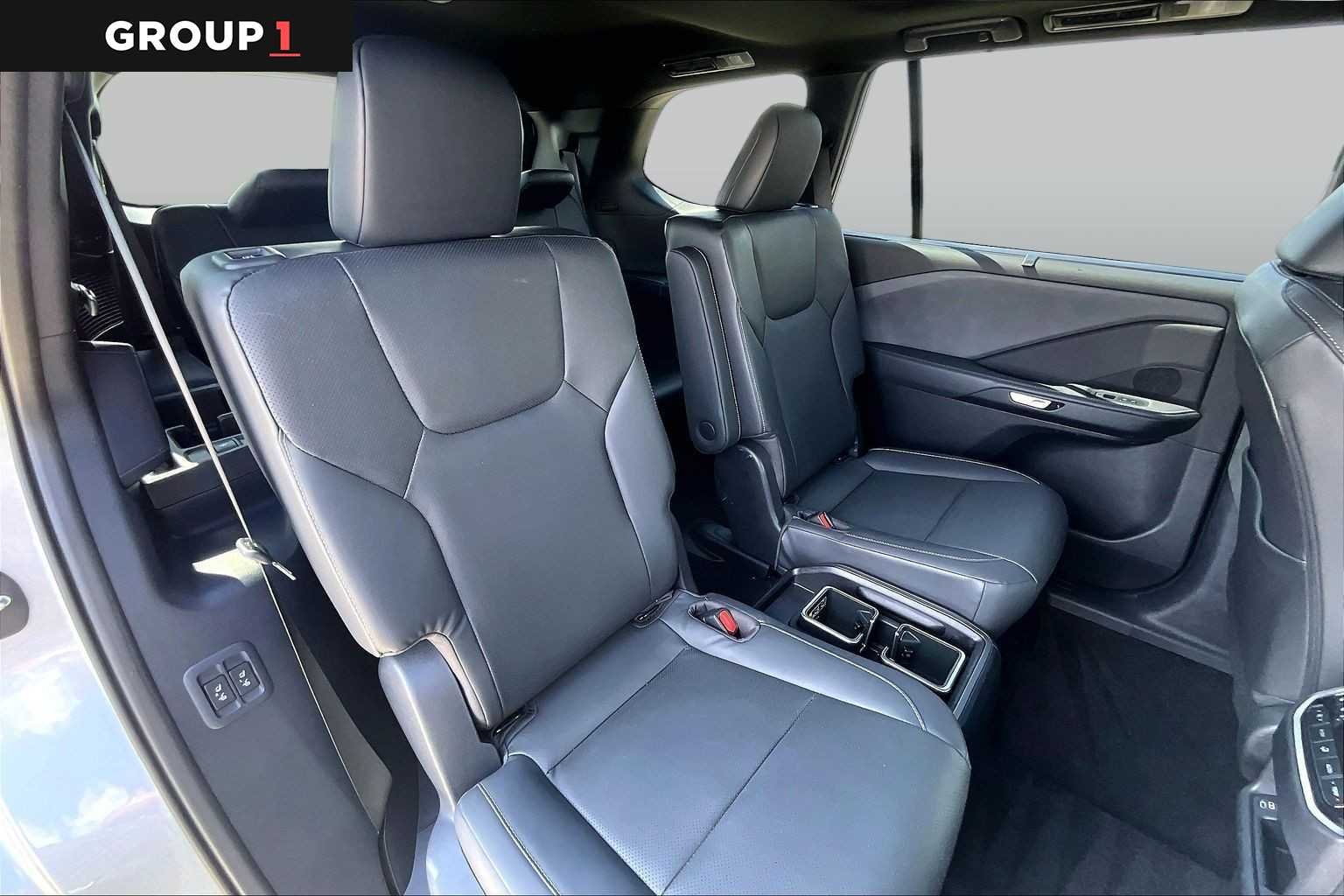 Certified Used 2025 CELESTIAL SILVER Lexus Premium image 17