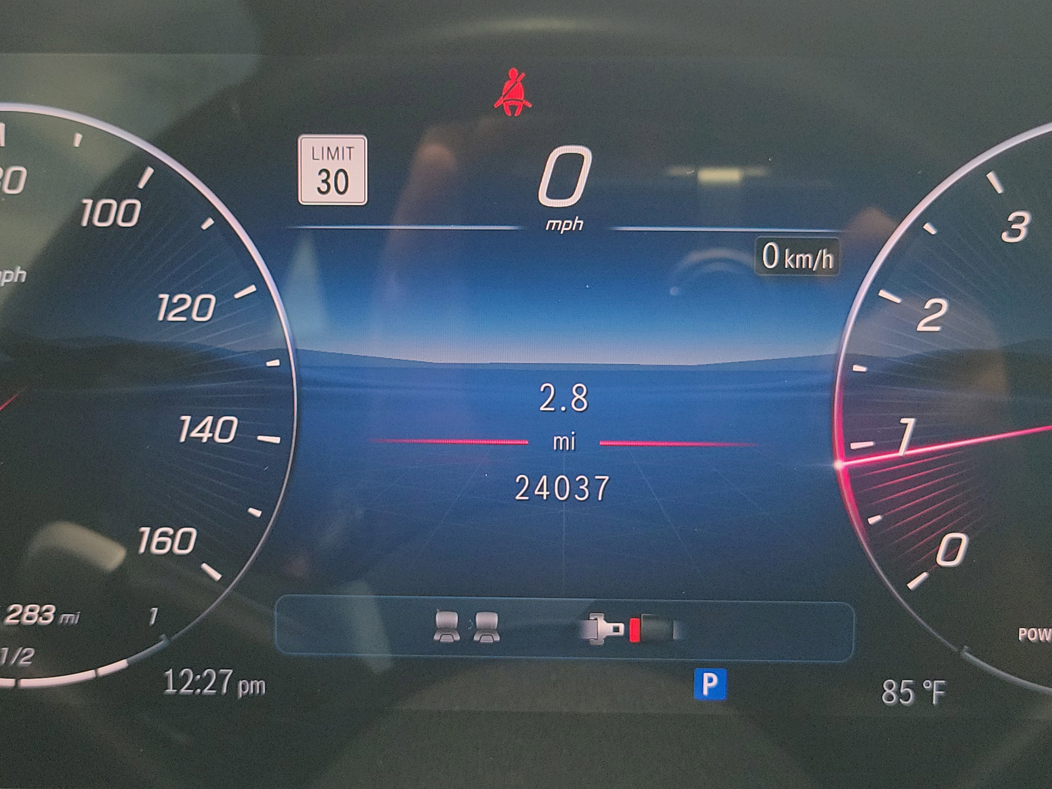Used 2025 Starling Blue Metallic Mercedes-Benz CLE 300 image 32