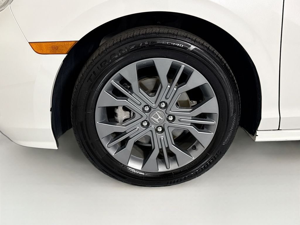2025 Honda Odyssey Touring - Photo 28