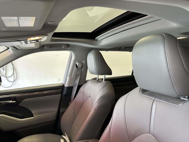 Certified Used 2021 BLUEPRINT Toyota  image 15