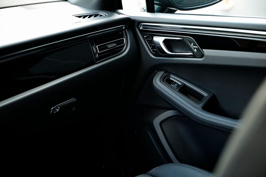 Used 2026 Gray Porsche  image 33